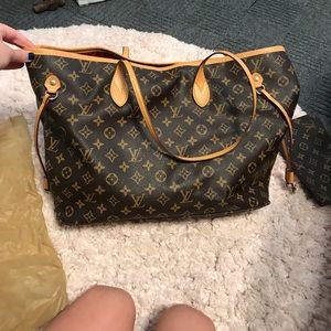 Louis Vuitton purse